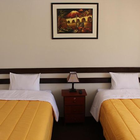 Colca Land Hostal Чівай Екстер'єр фото